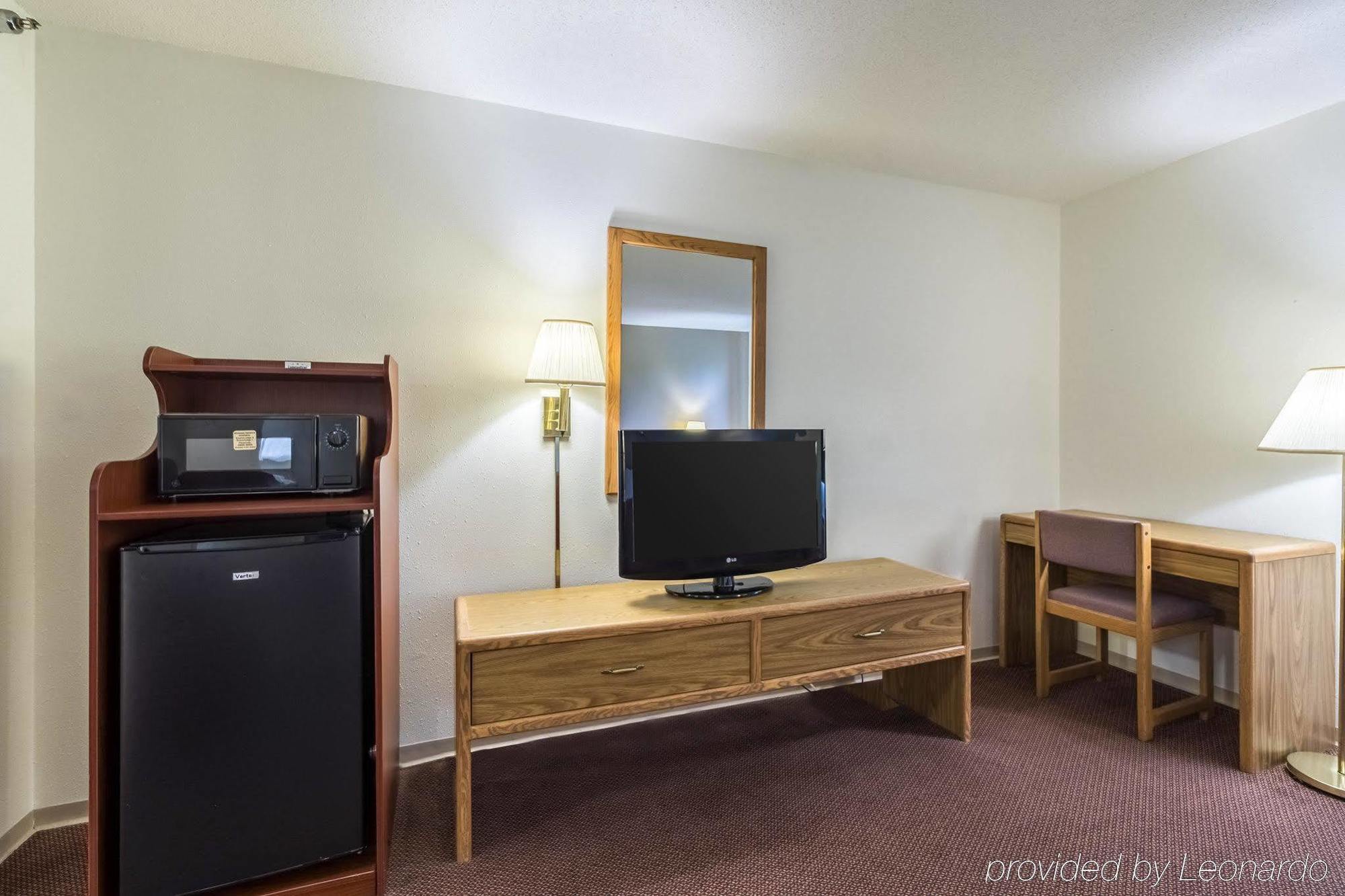 Econo Lodge Ortonville Exteriér fotografie