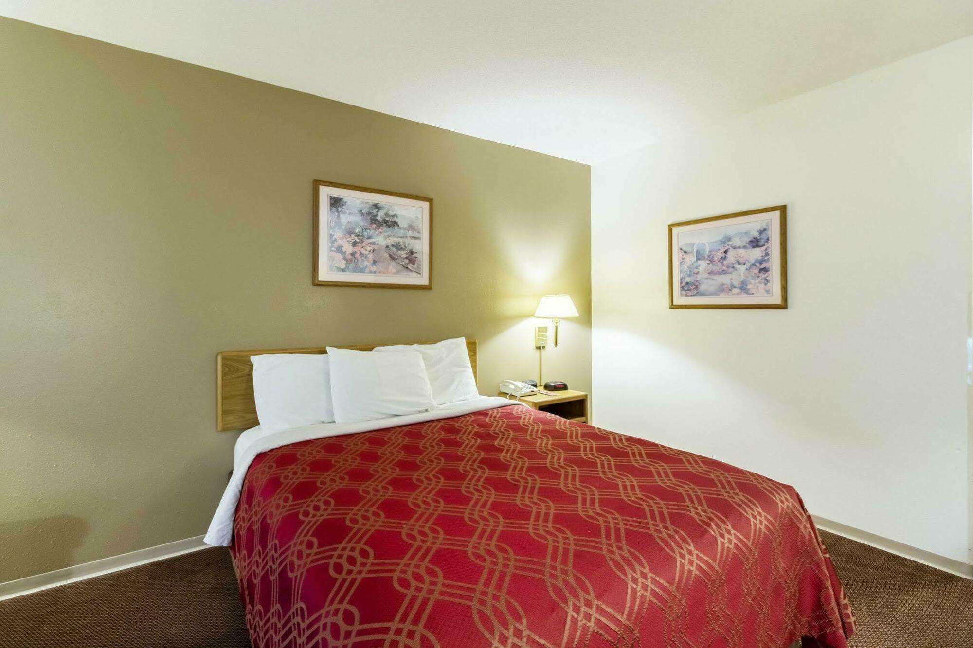 Econo Lodge Ortonville Exteriér fotografie