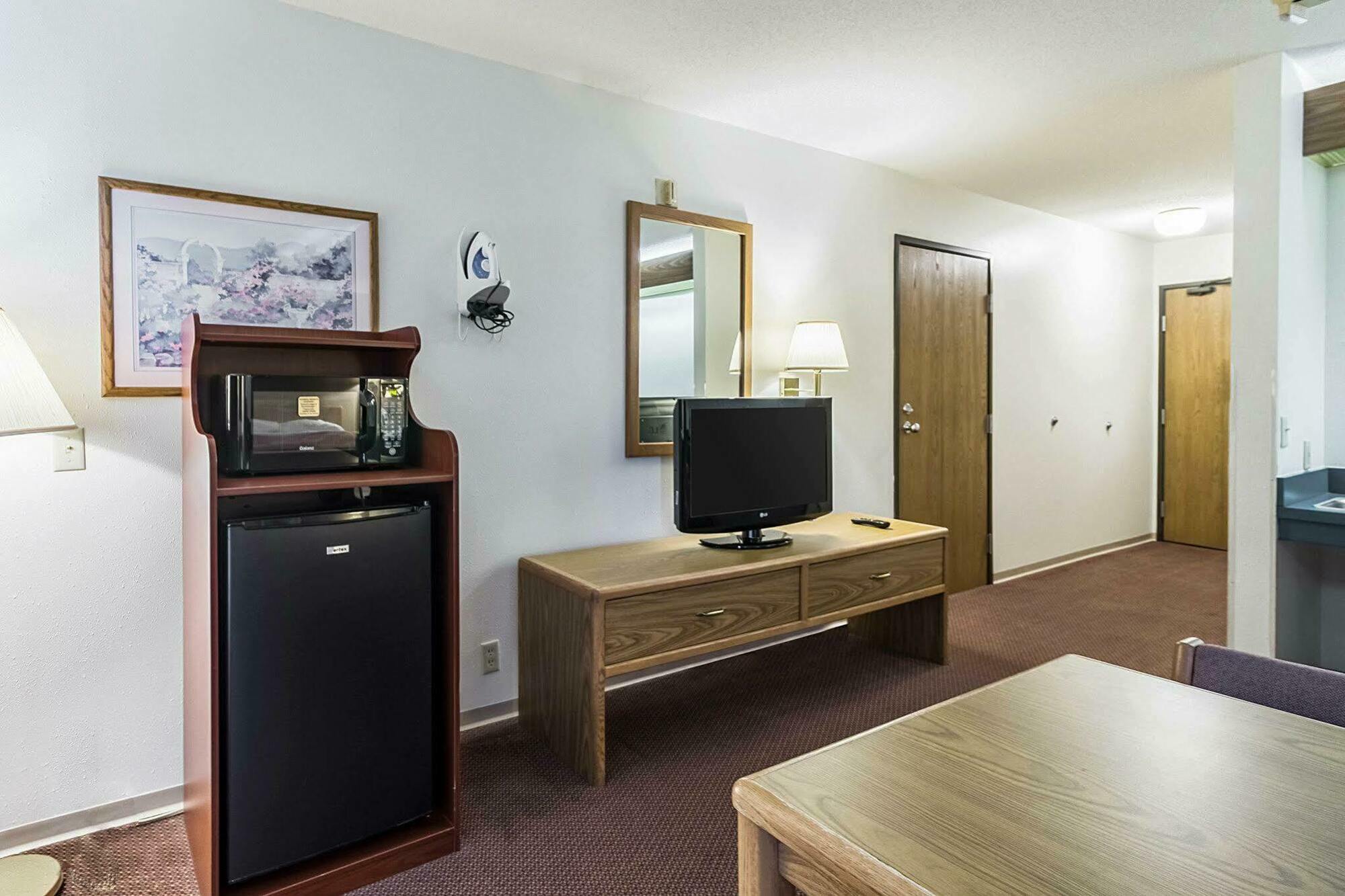 Econo Lodge Ortonville Exteriér fotografie